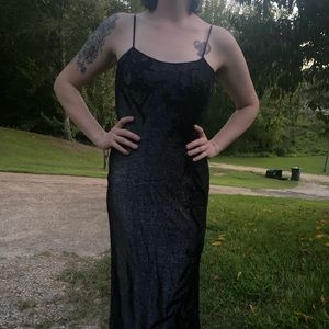 Black size 10 formal gown! Only worn once!